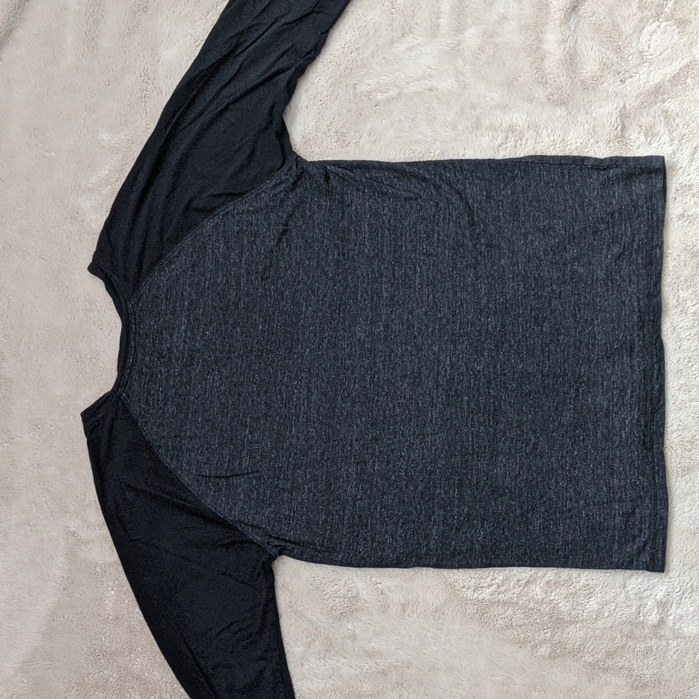 Hurley Baseball Tee - Picture 4 of 4